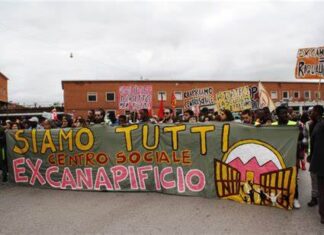 Inchiesta Sprar, gli attivisti dell’Ex Canapificio: “Sereni, dimostreremo la nostra estraneità”