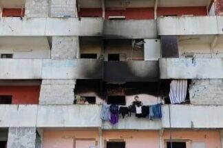 Paura e fiamme alla Vela Rossa: incendio distrugge un’abitazione