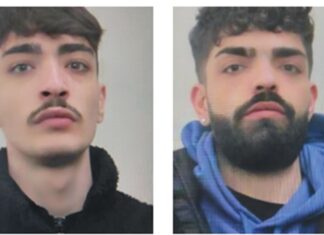 Pistole, fucili e droga nell’appartamento, fratelli arrestati alle Case Nuove