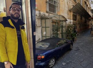 LA FOTO. Ferito da un proiettile alle spalle nei vicoli del rione Sanità