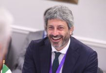 Costa d’Amalfi perde voli, Capodichino non può espandersi: ora Fico punti su Grazzanise