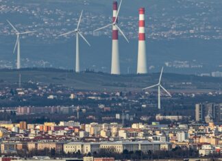 Unione Europea: stop definitivo al gas russo Indipendenza energetica