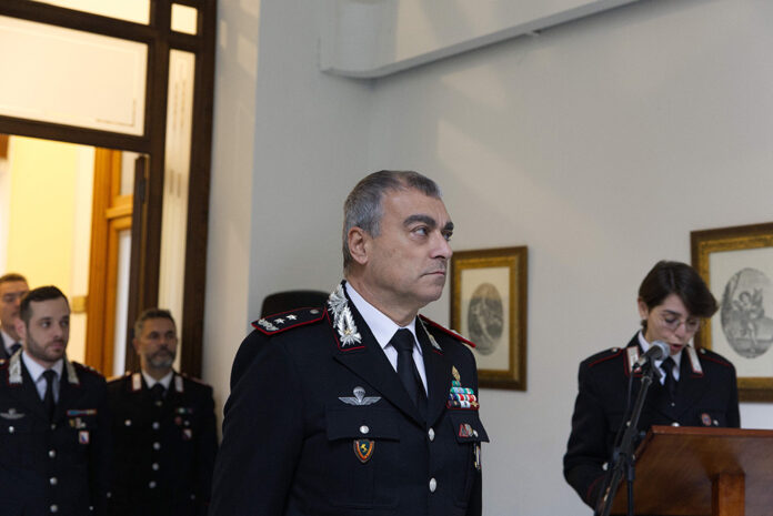 Il Comandante della Legione Carabinieri “Campania”, Generale di Divisione Francesco Gargaro in visita alla caserma "Pastrengo" di Napoli