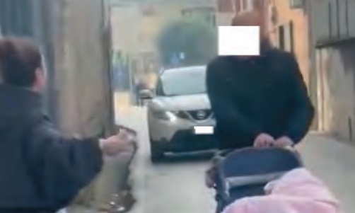 La lite nel rione Montecorvino a San Cipriano d'Aversa