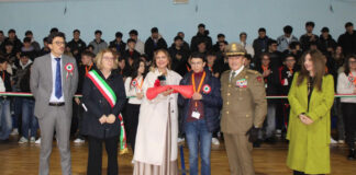 Tricolore alzabandiera al Giordani di Caserta 2