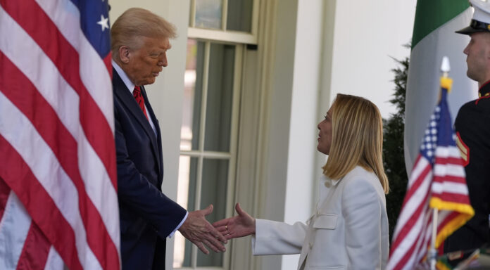 Giorgia Meloni alla Casa Bianca per il bilaterale con Donald Trump