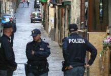 Polizia ai Quartieri Spagnoli