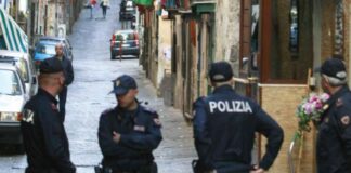 Polizia ai Quartieri Spagnoli