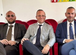 Castel Volturno, Marrandino sugli incarichi creava tensione in maggioranza: “Decido io a chi dare i lavori” Andrea Scalzone, Giulio Natale e Pasquale Marrandino