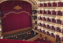 Teatro San Carlo (foto Wikipedia)