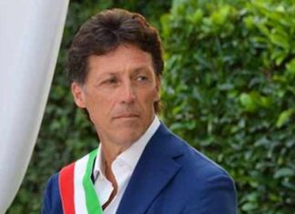 Staffisti e “caso Cuomo”, Fico oggi al tavolo con gli assessori Vincenzo Cuomo