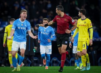 Il Var e il Verona frenano il Napoli: un rigore inesistente all’Hellas e due gol annullati agli azzurri