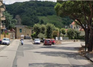 Rapinato in piazzale Tecchio e ferito da un proiettile all’occhio. Auto ritrovata nella roccaforte dei Carillo-Perfetto Via Eugenio Torricelli a Napoli