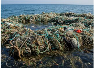 Reti da pesca: così diventano moda e design in Italia Reti riciclate