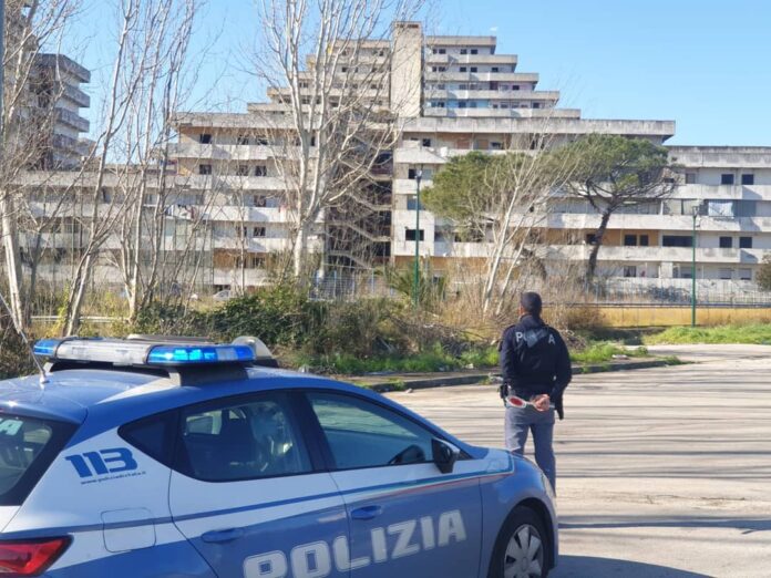 Polizia a Scampia Polizia a Scampia