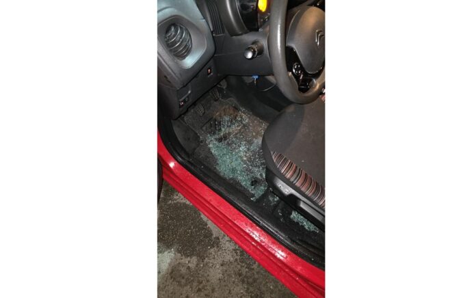 Vetro rotto a Giugliano