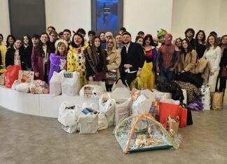 “Regala un sorriso”: il progetto prende vita all’Ospedale Moscati di Aversa per donare felicità ai piccoli pazienti I volontari