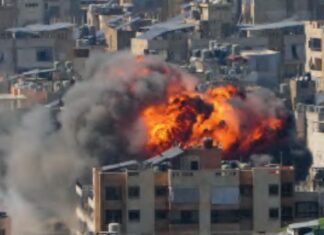 Missile iraniano distrutto in Turchia. Macron a Cipro: “Un attacco all’isola sarebbe indirizzato a tutta l’Europa” Nuovi attacchi israeliani sul Libano (foto LaPresse)