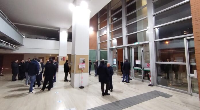 elezioni provinciali amministratori nell'atrio