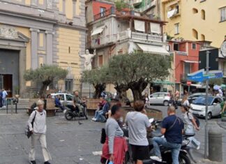 Salta la tregua tra il clan della Torretta e le fazioni di Cavone e Montesanto Piazza Montesanto
