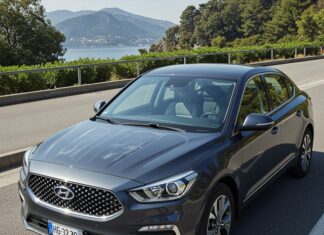 Auto: creata la pellicola che raffredda senza energia Pellicola radiativa