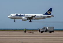 Caro carburante: come aumentano i biglietti aerei Tariffe aeree