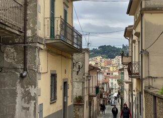 Pomigliano: il comune pagava la luce a 326 privati Frode energetica