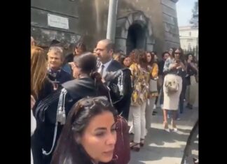 Aversa, allarme bomba al Tribunale di Napoli Nord – Video Allarme bomba al Tribunale di Napoli Nord