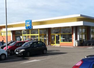Nuovo assalto dei rapinatori all’Eurospin: paura a Mugnano. Bottino di 2mila euro