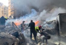 Israele bombarda il Libano, tregua tra Usa e Iran in bilico L'Israele attacca il Libano (foto LaPresse)