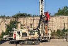 Caccia ai rifiuti dei Casalesi. Si torna a scavare: trivella nello stadio di Casal di Principe Trivella allo stadio di Casal di Principe