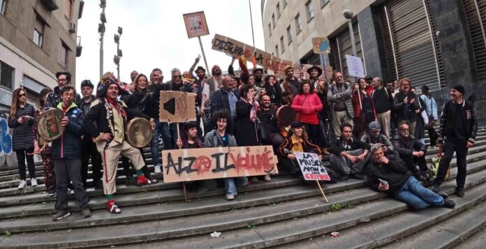 Artisti di strada a Napoli