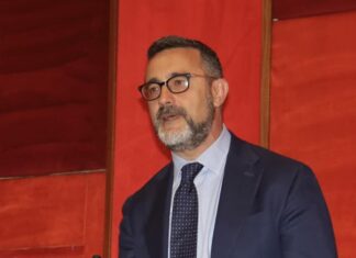 Napoli, Gennaro Esposito dice addio alla maggioranza di Manfredi per idee diverse su Bagnoli Gennaro Esposito