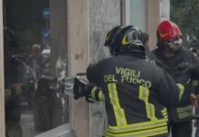 Napoli, rapina alla Credit Agricole: liberati gli ostaggi Liberati gli ostaggi