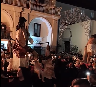 Processione del Venerdì a Sessa Aurunca Processione del Venerdì a Sessa Aurunca