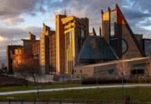 Arresti Clan Moccia, la spedizione punitiva nel cantiere della scuola nel senese: “Ora questo è nostro” Procura di Firenze