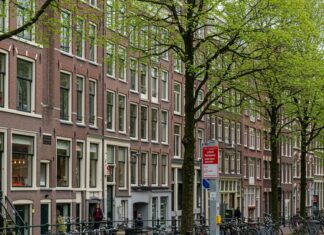 Amsterdam vieta pubblicità di carne e combustibili Divieto pubblicità