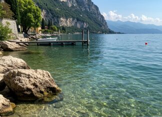 Lago di Garda: microplastiche minacciano l’ecosistema Inquinamento idrico