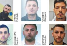 TUTTI I NOMI E FOTO. Sgominata la banda del buco: 12 arresti a Giugliano. Erano il terrore di banche, gioiellerie ed uffici postali Arresti 11 giugno 2026 - sgominata la banda del buco nelle gioiellerie e banche