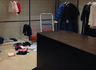 Incubo furti ad Aversa, i negozianti: “Siamo disperati e soli”. Lo sfogo di una commerciante derubata più volte Furto in un negozio ad Aversa