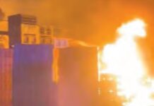 Capannone in fiamme a Ponticelli, devastata dal rogo un’area di tremila metri quadri. Nessuna pista è esclusa Incendio di un capannone di Ponticelli