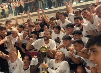 La Juvecaserta da sogno: vince contro Vigevano ed è promossa in A2 La Juvecaserta festeggia la promozione in A2