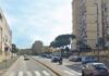 Resiste alla rapina e viene accoltellato a Scampia: 19enne ferito con due fendenti L’aggressione in via Nuova Dietro la Vigna a Scampia
