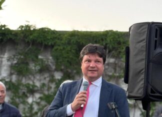 Casapesenna, si dimette l’ex sindaco De Rosa: “Lascio il Consiglio ma resto attivo in politica” Marcello De Rosa