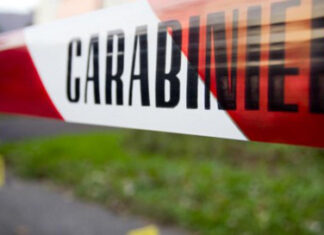 Movida blindata nell’agro aversano: 24enne con manganello telescopico fermato dai Carabinieri