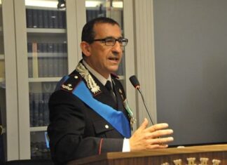 Duecento milioni di euro per la Terra dei Fuochi. Vadalà: “Ora i primi 100. La strada è quella giusta” Giuseppe Vadalà, in divisa, commissario della Terra dei Fuochi