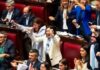 Legge elettorale, colpo di scena: Governo battuto sulle preferenze. Emendamento bocciato di un solo voto Festa del centrosinistra per la bocciatura della Legge Elettorale