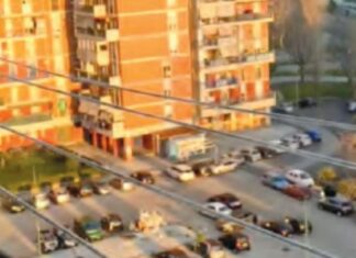 Giù dal balcone a Scampia, muore a 12 anni. Si indaga su eventuali tensioni in famiglia, quartiere sotto choc La tragedia nella zona dei Sette Palazzi a Scampia