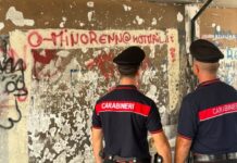 Escalation di violenza, a Ponticelli un 12enne accoltellato due volte al fianco. L’aggressore ha 13 anni Carabinieri sul posto