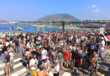 Campi Flegrei, in 10mila firmano per la svolta: “Subito legge speciale e stato di emergenza” Protesta a Pozzuoli (foto LP)